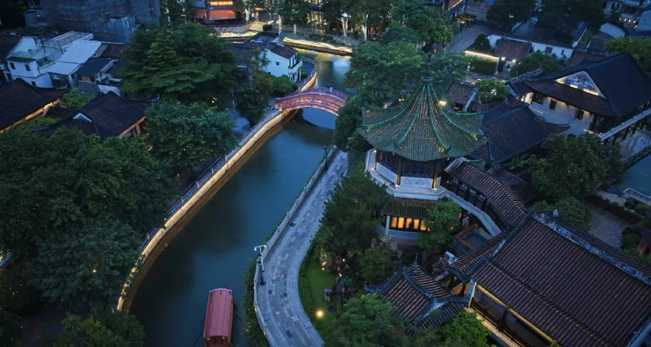 Yongqing Fang